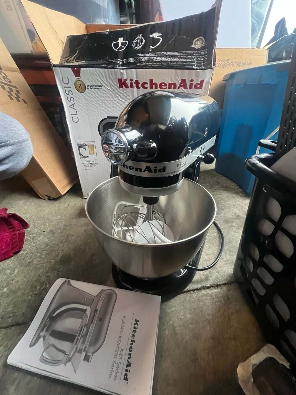 KitchenAid Classic Tilt-Head Stand Mixer 4.5 Quart Black